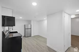 4627 S Solano Cir W, West Valley, UT 84120 - Photo 15