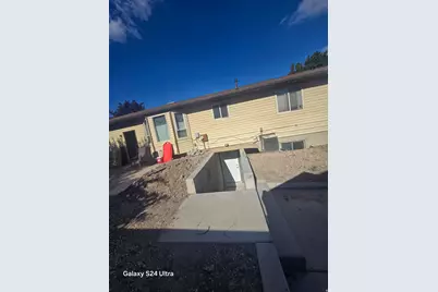 4627 S Solano Cir W, West Valley, UT 84120 - Photo 3
