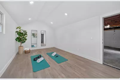 2154 E Bryan Ave S, Salt Lake City, UT 84108 - Photo 43