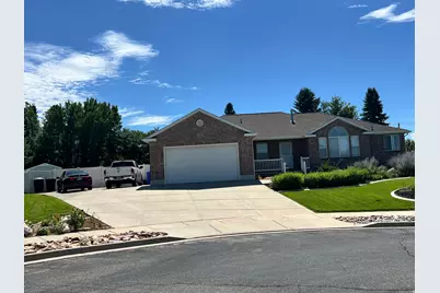 1417 W 1360 N, Clinton, UT 84015 - Photo 1