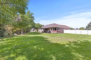 1417 W 1360 N, Clinton, UT 84015 - Photo 37