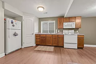 1417 W 1360 N, Clinton, UT 84015 - Photo 33