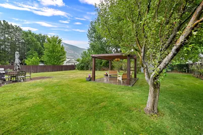 2425 E View Dr, South Weber, UT 84405 - Photo 1