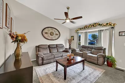 2425 E View Dr, South Weber, UT 84405 - Photo 5
