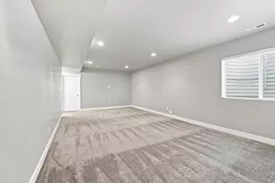 2050 W Marble Fox Cir, Lehi, UT 84048 - Photo 33
