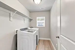 2050 W Marble Fox Cir, Lehi, UT 84048 - Photo 25