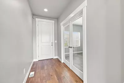 2050 W Marble Fox Cir, Lehi, UT 84048 - Photo 7