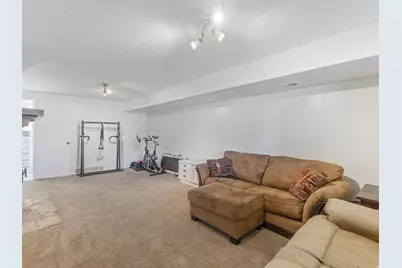 5677 S Aspen Ct E, South Ogden, UT 84403 - Photo 15