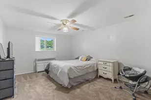 5677 S Aspen Ct E, South Ogden, UT 84403 - Photo 17