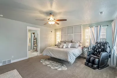 2052 W Phillips St, Kaysville, UT 84037 - Photo 21