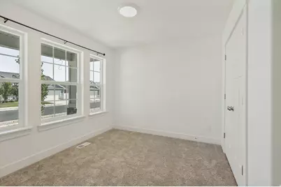 1862 E Magnolia Cir, Eagle Mountain, UT 84005 - Photo 11