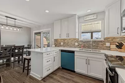 1102 E Sleepy Hollow Ln S, Sandy, UT 84094 - Photo 9