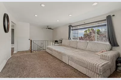 1102 E Sleepy Hollow Ln S, Sandy, UT 84094 - Photo 3