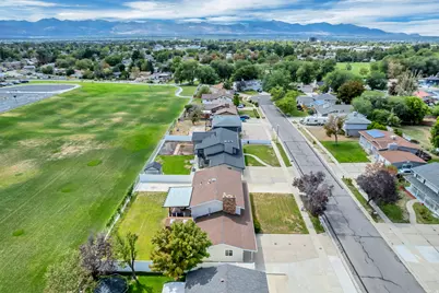 1102 E Sleepy Hollow Ln S, Sandy, UT 84094 - Photo 35
