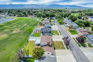 1102 E Sleepy Hollow Ln S, Sandy, UT 84094 - Photo 35