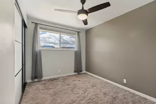 1102 E Sleepy Hollow Ln S, Sandy, UT 84094 - Photo 11