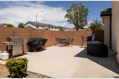 4044 S 490 E, Washington, UT 84780 - Photo 9