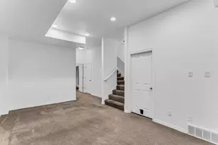 44 W 200 N, Bountiful, UT 84010 - Photo 19