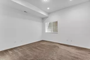 44 W 200 N, Bountiful, UT 84010 - Photo 23