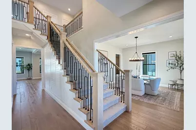 547 W Peak View Ln, Farmington, UT 84025 - Photo 3