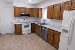785 E Autumn Field Dr S, Salt Lake City, UT 84106 - Photo 5