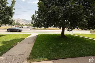 547 N 200 W, Bountiful, UT 84010 - Photo 17