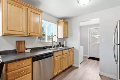 676 N Ann St W, Clearfield, UT 84015 - Photo 17