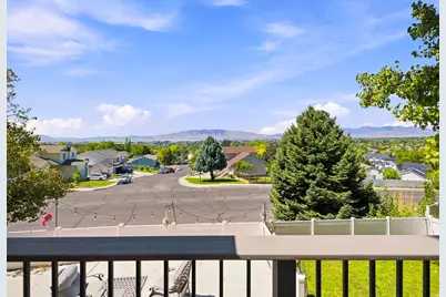 1638 N Murdock Dr, Pleasant Grove, UT 84062 - Photo 33