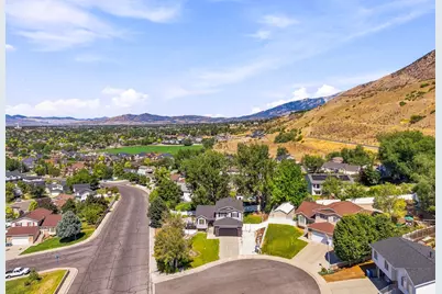 1638 N Murdock Dr, Pleasant Grove, UT 84062 - Photo 25