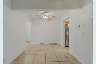 2438 S Elizabeth St #5, Salt Lake City, UT 84106 - Photo 11