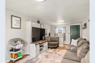 1327 Hudson, Ogden, UT 84404 - Photo 5