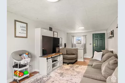 1327 Hudson, Ogden, UT 84404 - Photo 5