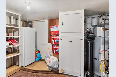 1327 Hudson, Ogden, UT 84404 - Photo 19