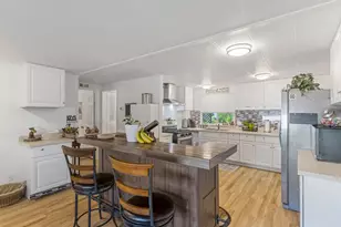 1602 Indian Summer Dr, Salt Lake City, UT 84116 - Photo 7