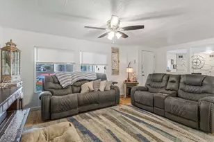 1602 Indian Summer Dr, Salt Lake City, UT 84116 - Photo 9