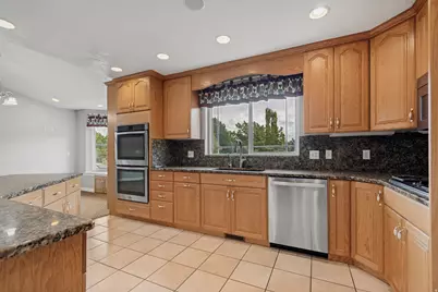 14278 S Country Classic Dr, Bluffdale, UT 84065 - Photo 11