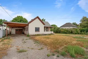 37 W 200 S, Lehi, UT 84043 - Photo 3