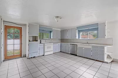 37 W 200 S, Lehi, UT 84043 - Photo 27