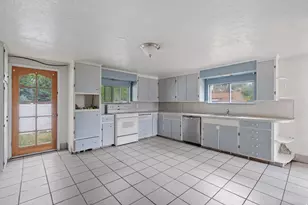 37 W 200 S, Lehi, UT 84043 - Photo 27