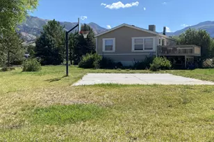 395 W Walk St, Stockton, UT 84071 - Photo 13