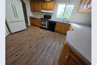 395 W Walk St, Stockton, UT 84071 - Photo 17