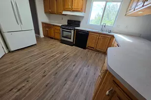 395 W Walk St, Stockton, UT 84071 - Photo 17