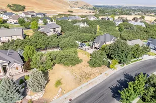 692 S Deer Hollow Rd, Tooele, UT 84074 - Photo 1