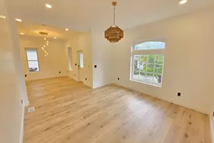 139 S Dooley Ct, Salt Lake City, UT 84102 - Photo 5