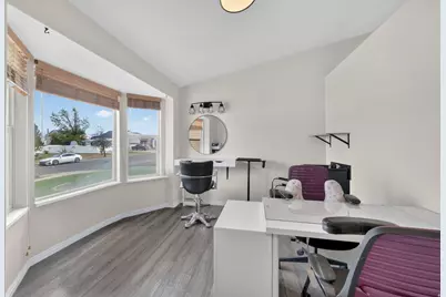 2932 S Fetzer Dr, Magna, UT 84044 - Photo 9