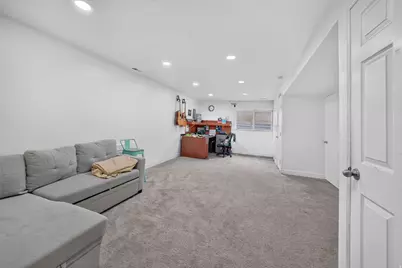 2932 S Fetzer Dr, Magna, UT 84044 - Photo 17