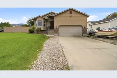 2932 S Fetzer Dr, Magna, UT 84044 - Photo 1