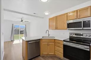 544 Pine Cone Way, Ogden, UT 84404 - Photo 7