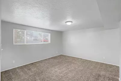 626 S 400 E #A-B, Payson, UT 84651 - Photo 9