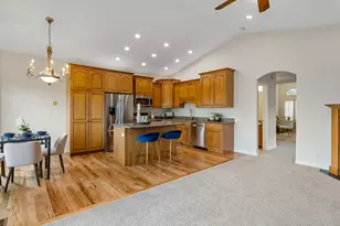 263 Edgemont Dr, North Salt Lake, UT 84054 - Photo 5